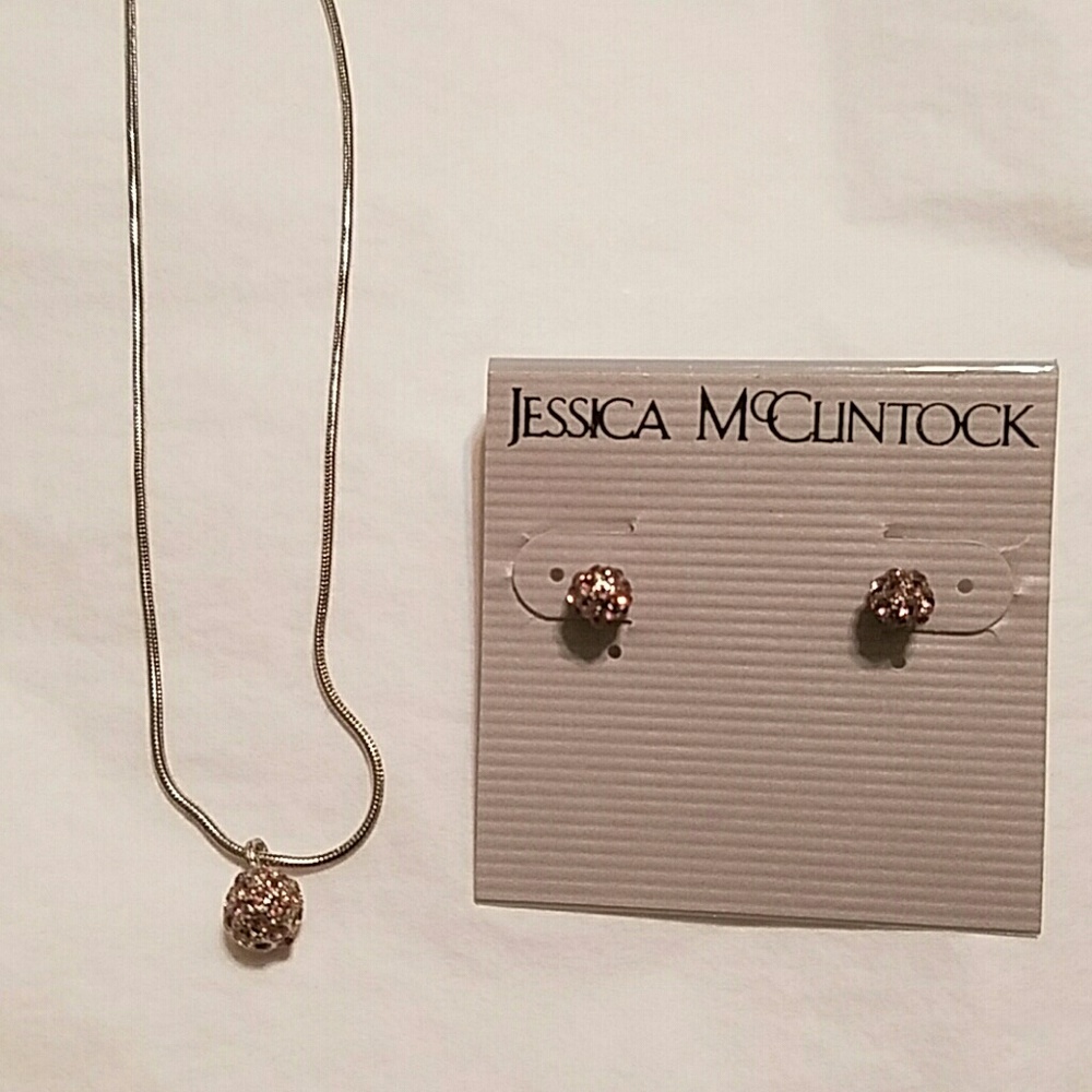 necklace and earings